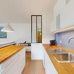 Bright Flat In Sion