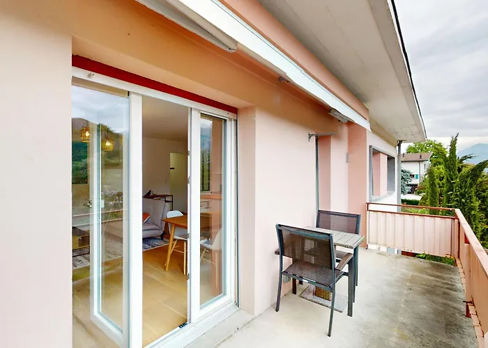 Bright Flat In Appartement Sion